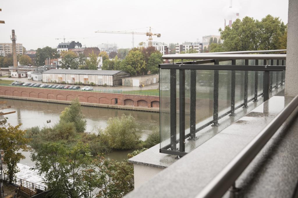 Apartament Bridge วรอตซวาฟ ภายนอก รูปภาพ